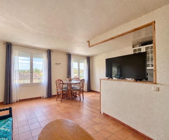 2 PIECES 54 m² - BALCON - BOX - CAVE - VUE DEGAGEE PLEIN SUD