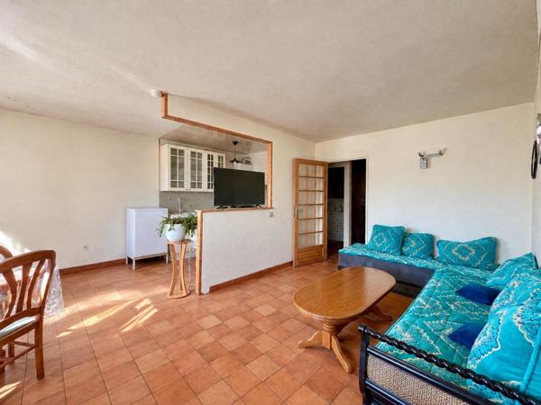 2 PIECES 54 m² - BALCON - BOX - CAVE - VUE DEGAGEE PLEIN SUD