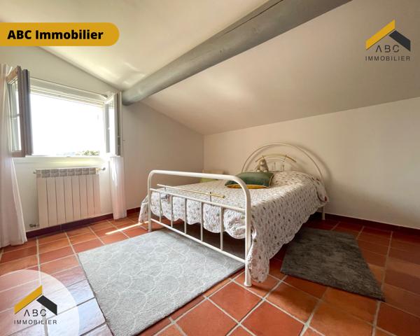 Piolenc (84420) Piolenc - Mas de 155M2 avec piscine, vue et grand terrain