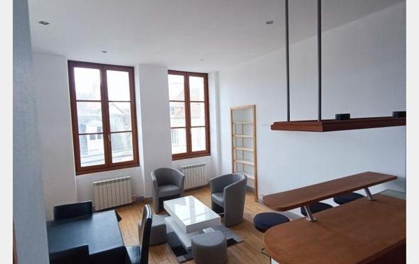 Vente Immeuble Duplex rénové(e) La chatre   