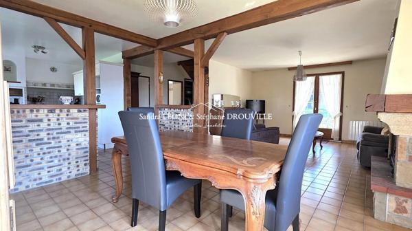 PROCHE MAINTENON CHARMANTE MAISON 4 CHAMBRES 144 m2