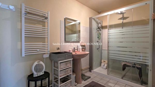 PROCHE MAINTENON CHARMANTE MAISON 4 CHAMBRES 144 m2