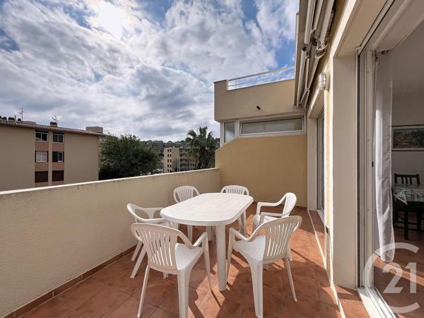 Appartement T3 à vendre  3 pièces - 61,31 m2 CAVALAIRE SUR MER - 83