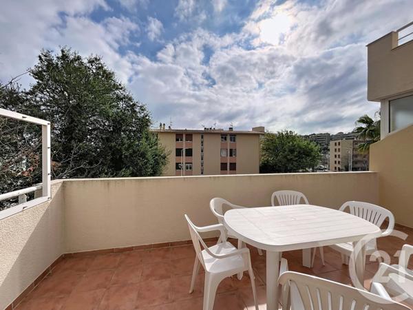 Appartement T3 à vendre  3 pièces - 61,31 m2 CAVALAIRE SUR MER - 83