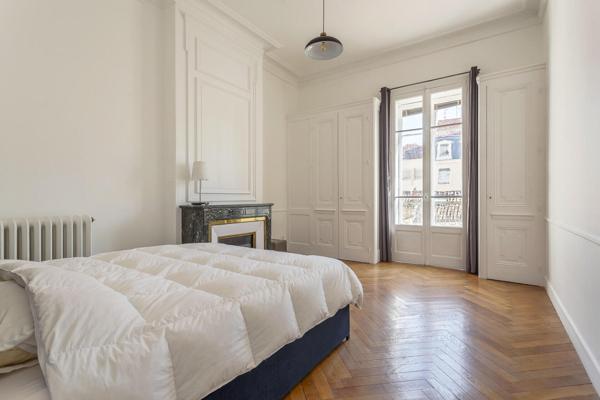 Appartement bourgeois meublé