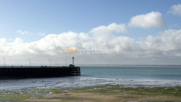 Vente
                Appartement47,82 m² - 3 Pièces -
                    CANCALE (35260)