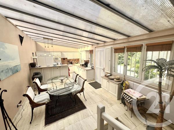 Appartement F4 à vendre  4 pièces - 94,46 m 2   DEAUVILLE  - 14