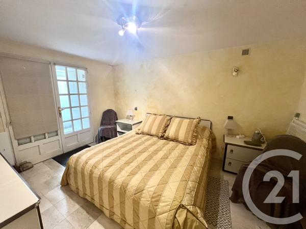 Appartement F4 à vendre  4 pièces - 94,46 m 2   DEAUVILLE  - 14