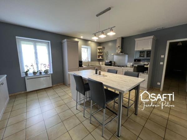 Maison de 275 m² composée de 2 habitations