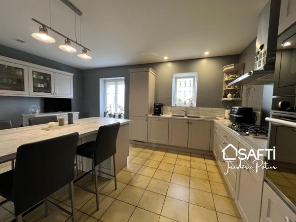 Maison de 275 m² composée de 2 habitations