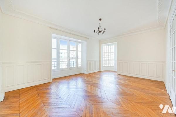 Appartement familial et de réception 