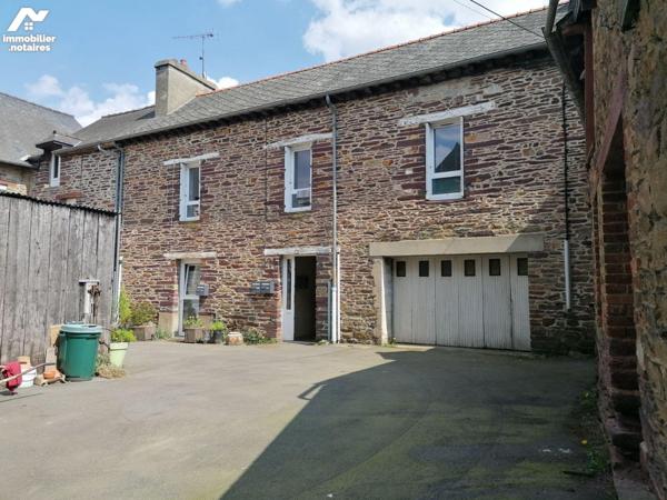 TRENTE CINQ NOTAIRES - Ensemble immobilier comprenant 3 appartements de type 2 dont un en rez d...