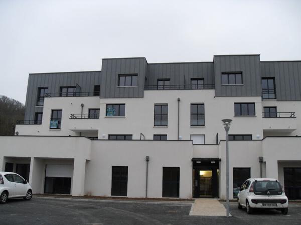 Appartement 3 pièces 59.74m2 proche centre ville avec jardinet