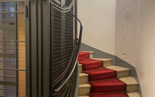 Appartement à vendre    1 pièce • 25 m2 Paris 17