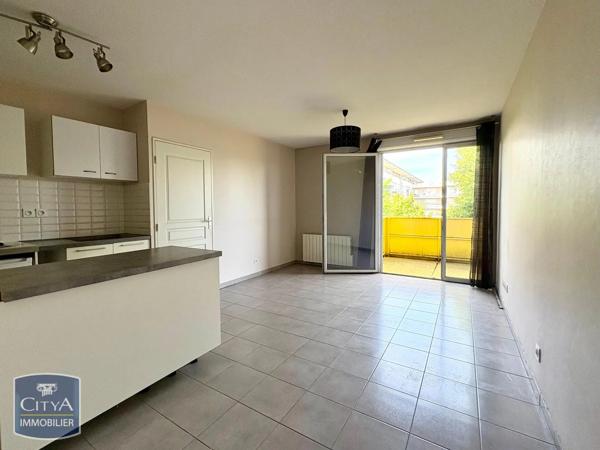 Appartement à vendre 2 pièces 42.46m² L'Isle-d'Abeau (38080)
