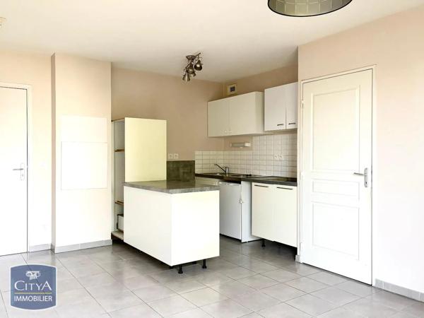 Appartement à vendre 2 pièces 42.46m² L'Isle-d'Abeau (38080)