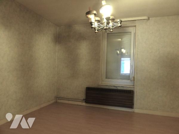 LONGLAVILLE - MAISON F4 80 M² A RENOVER