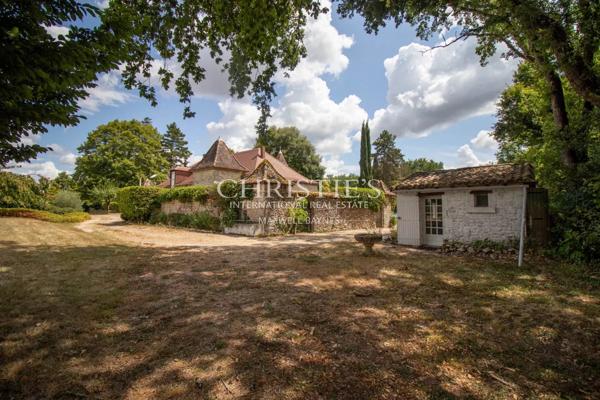 La maison du meunier perchée sur une colline, offrant une vue exceptionnelle