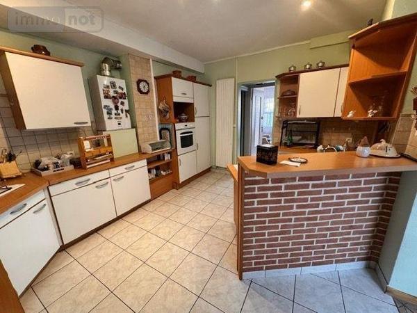 Immeuble à vendre à Lille dans le Nord (59000), ref : LC921