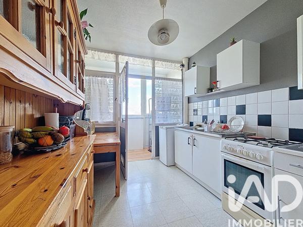 Appartement à vendre 4 pièces 71 m² Viry-Châtillon