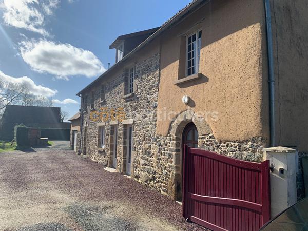 Vente Maison142 m² - 6 Pièces - MONTCUIT (50490)