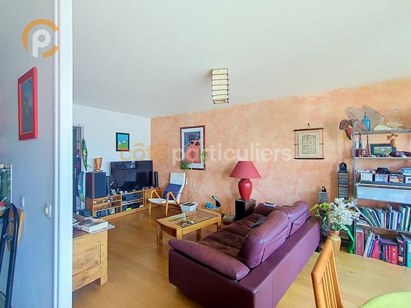 Vente
                Appartement73 m² - 3 Pièces -
                    PARIS (75013)