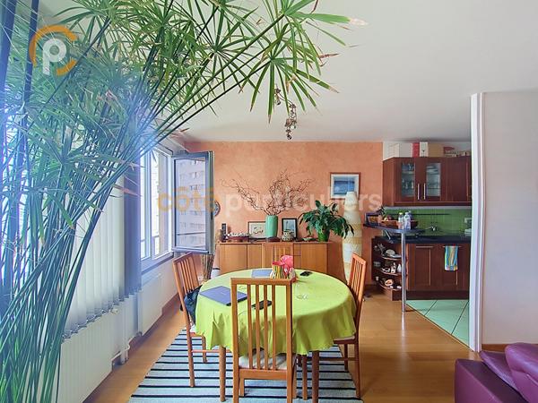 Vente
                Appartement73 m² - 3 Pièces -
                    PARIS (75013)