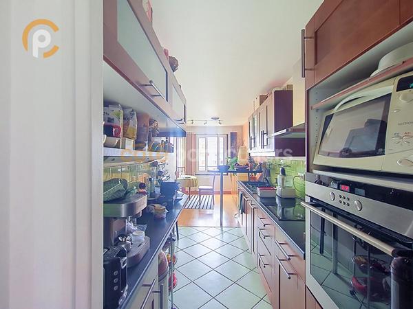 Vente
                Appartement73 m² - 3 Pièces -
                    PARIS (75013)