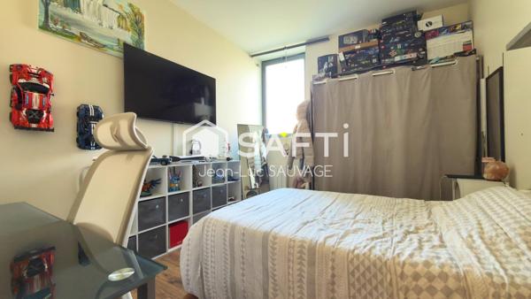 Loft avec cachet 106 m2 - 2 ch - Balcon -  parking