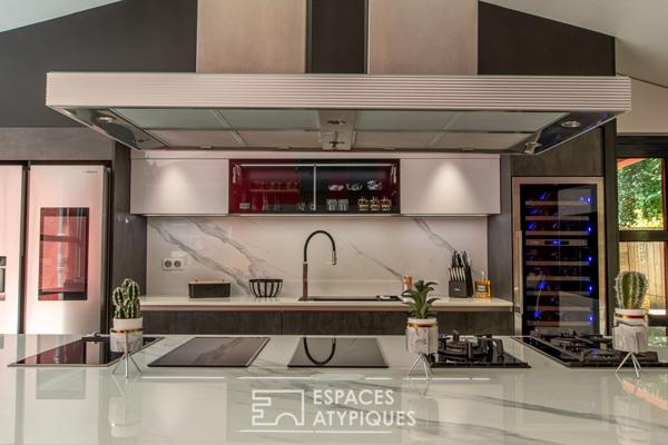 Propriété contemporaine haut de gamme dans un écrin de verdure