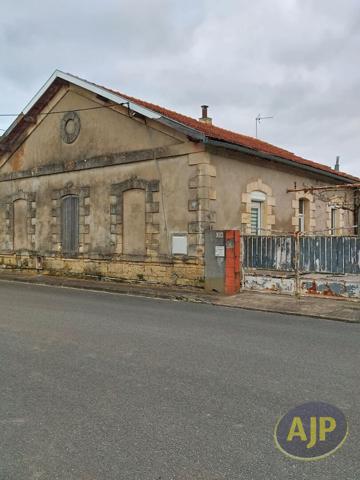 Vente maison Pauillac : 139 240 € - AJP Pauillac Immobilier