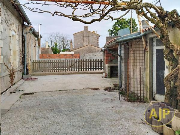 Vente maison Pauillac : 139 240 € - AJP Pauillac Immobilier