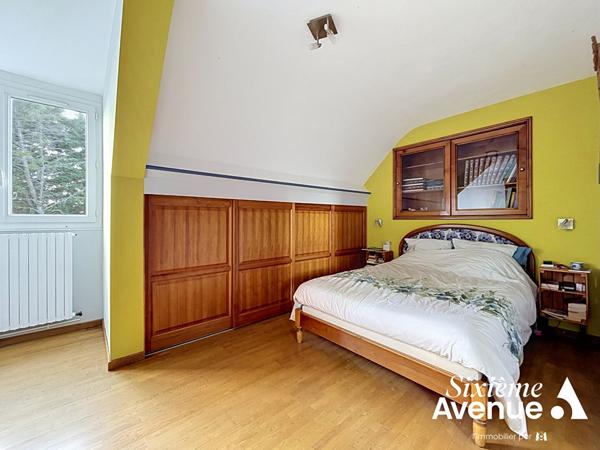 Maison 5 pièces 146 m2