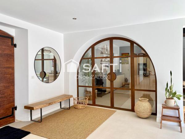 Villa d'exception de 280m², 700m de la mer