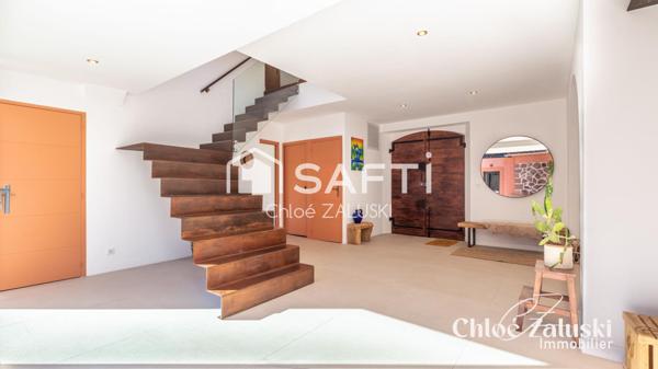 Villa d'exception de 280m², 700m de la mer