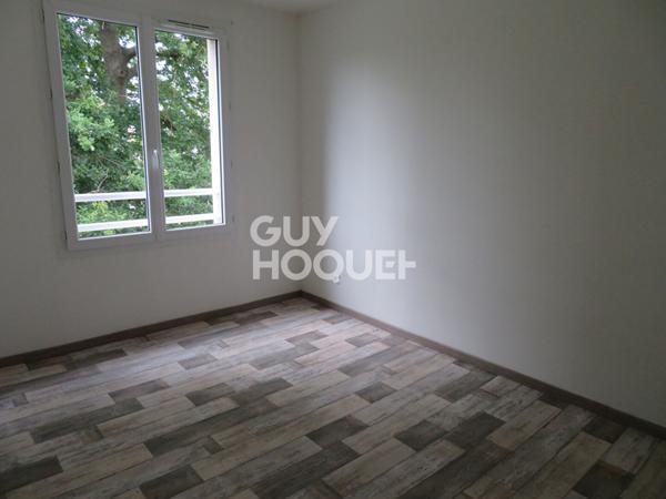 Maison Chateau Gontier 5 pièce(s) 87 m2