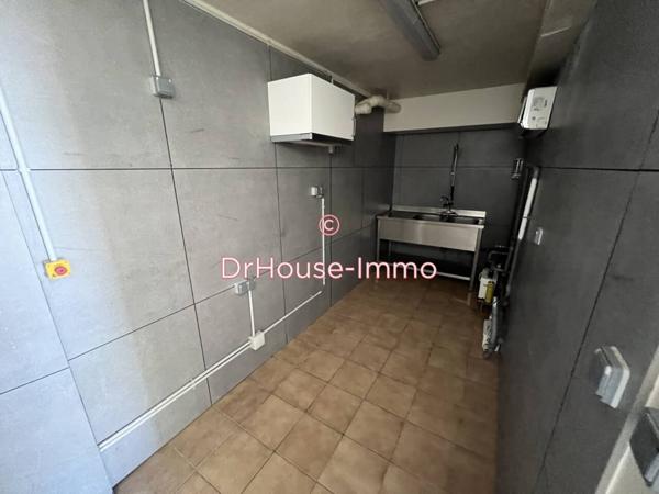 Commerce à vendre 3 pièces de 91 m²