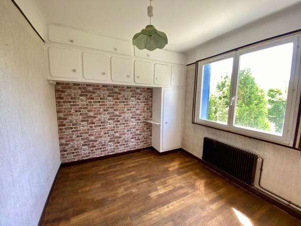 Maison 4 pièces dans secteur pavillonaire.