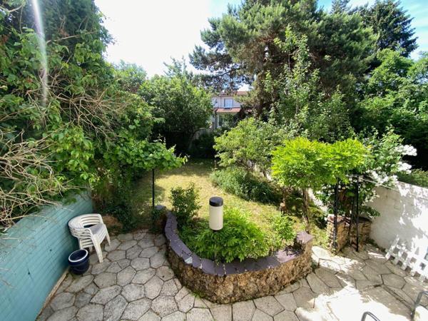 Maison 4 pièces dans secteur pavillonaire.