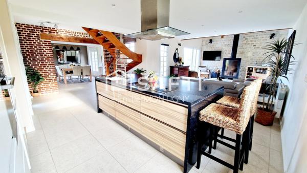 RARE - Maison de caractère 200m2 à 5 minutes de la plage