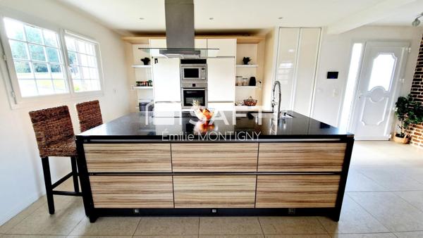 RARE - Maison de caractère 200m2 à 5 minutes de la plage