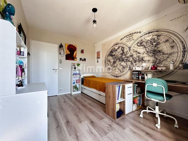 appartement 135m², terrasse plein ciel 100m², dernier étage