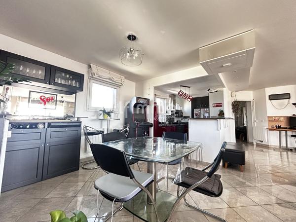 appartement 135m², terrasse plein ciel 100m², dernier étage