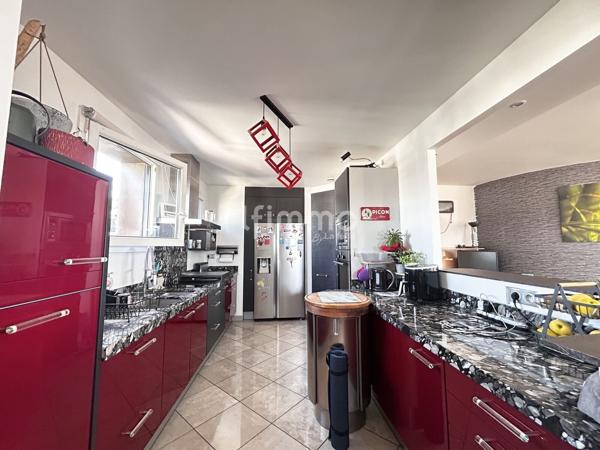 appartement 135m², terrasse plein ciel 100m², dernier étage