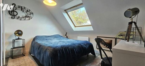 Maison de Ville avec superbe terrasse - 800m cathedrale St Corentin