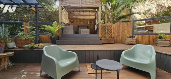 Maison de Ville avec superbe terrasse - 800m cathedrale St Corentin