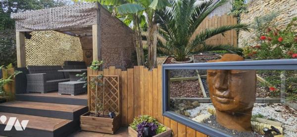 Maison de Ville avec superbe terrasse - 800m cathedrale St Corentin