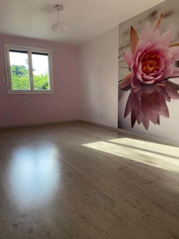 Pavillon traditionnel -Etat impeccable- 5 chambres