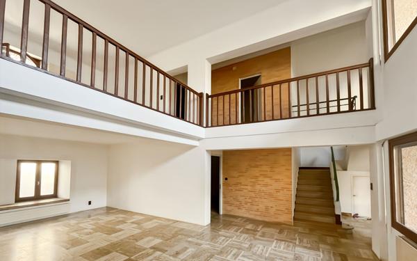 Maison à vendre    5 pièces •  Larrazet