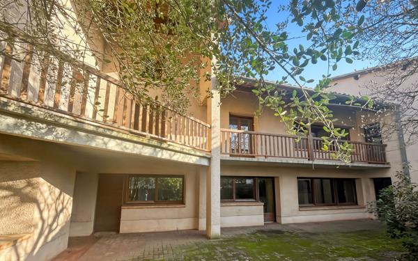 Maison à vendre    5 pièces •  Larrazet